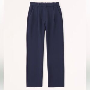 Abercrombie tailored straight pant in navy, size 31